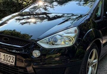 Ford S-Max 186.000 km 4.850 &euro; Bergisch Gladbach 51465