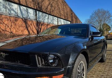 Ford Mustang 79.000 km 11.800 &euro; Düsseldorf 40210