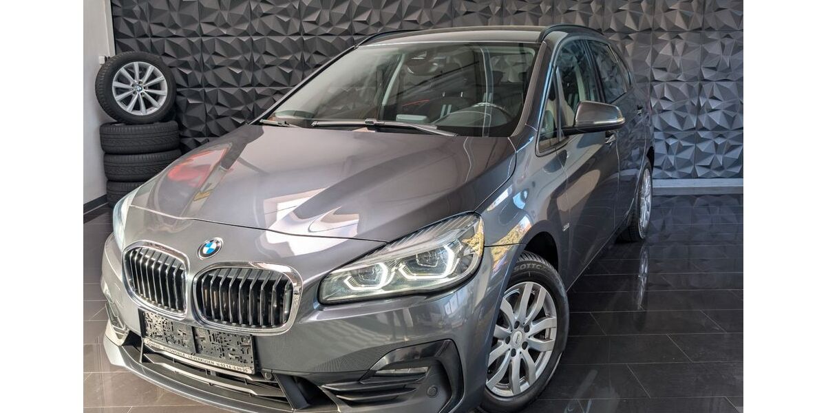 BMW 218 Active Tourer 145.000 km 14.400 &euro; Solingen 42699