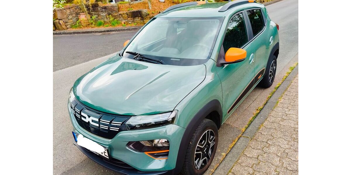 Dacia Spring 26.500 km 11.900 &euro; Bergisch Gladbach 51467