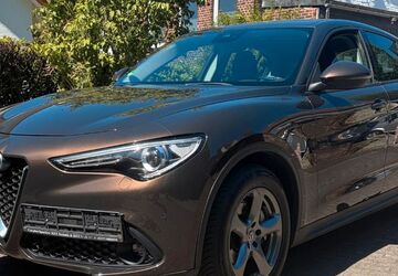Alfa Romeo Stelvio 52.275 km 25.499 &euro; Remscheid 42859