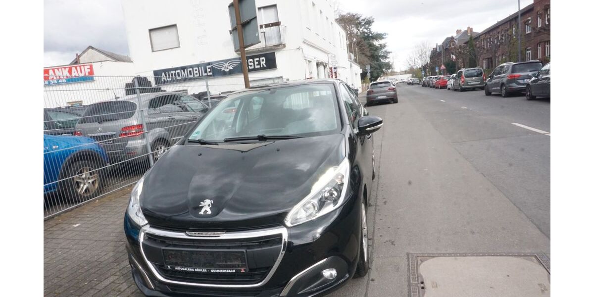 Peugeot 208 64.760 km 6.899 &euro; Köln 51143