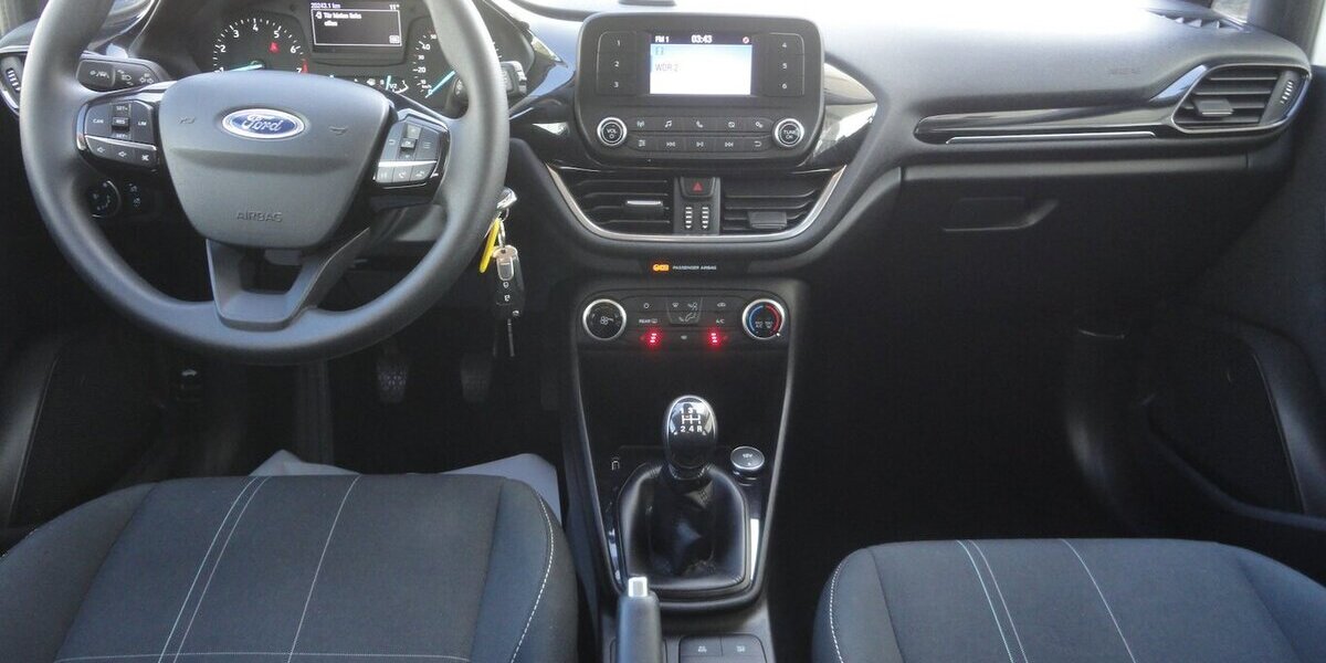 Ford Fiesta Trend 1,1 52 kw Klima SHZ 5Tür 1 Hd 20Tkm 20.000 km 9.790 &euro; Neuss 41462