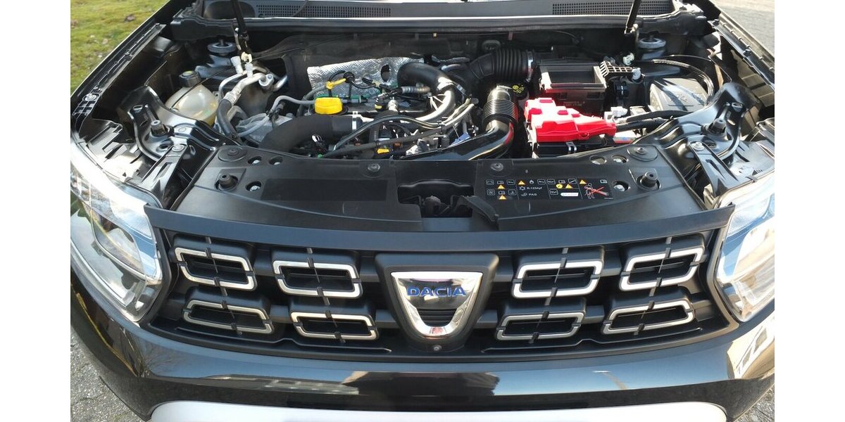 Dacia Duster II CELEBRATION HYBRID NAVI KAMERA 17 ZOLL 63.155 km 12.500 &euro; Köln 50858