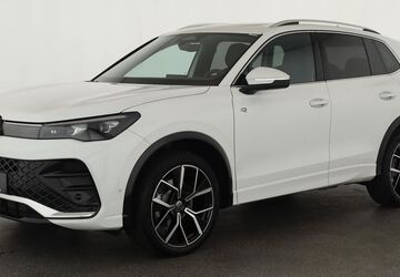 VW Tiguan 29.400 km 45.084 &euro; Düsseldorf 40233