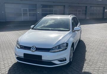 VW Golf 124.000 km 13.650 &euro; Köln 50937