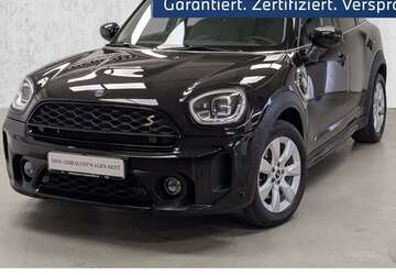 Mini Cooper SE Countryman 86.518 km 23.540 &euro; Düsseldorf 40595