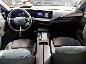 Opel Astra Ultimate Matrix Pano SHZ LHZ ACC Memory 36.274 km 22.470 &euro; HAAN 42781