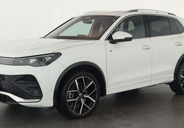 VW Tiguan 18.400 km 47.484 &euro; Neuss 41464