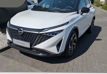 Nissan Qashqai 8.210 km 34.928 &euro; Monheim 40789