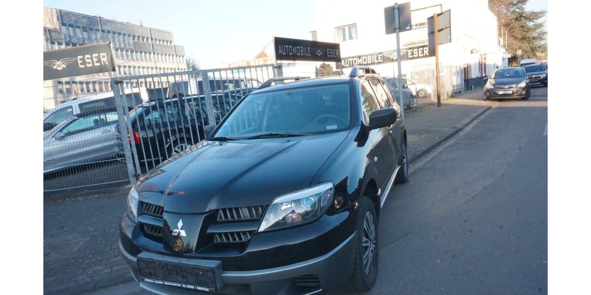 Mitsubishi Outlander 152.000 km 1.999 &euro; Köln 51143