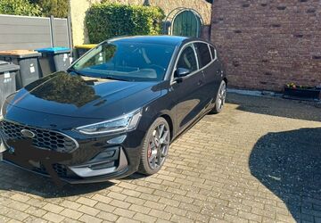 Ford Focus 7.500 km 33.500 &euro; Köln 51061