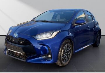 Toyota Yaris 61.753 km 18.990 &euro; Solingen 42719