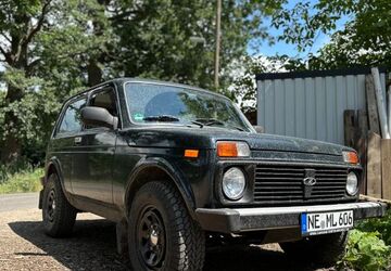 Lada Nova 68.400 km 6.200 &euro; Meerbusch 40670
