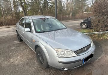 Ford Mondeo 222.079 km 2.300 &euro; Köln 50827