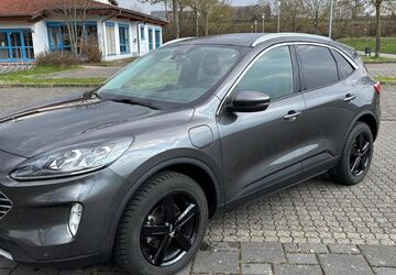 Ford Kuga 68.700 km 19.600 &euro; Kaarst 41564