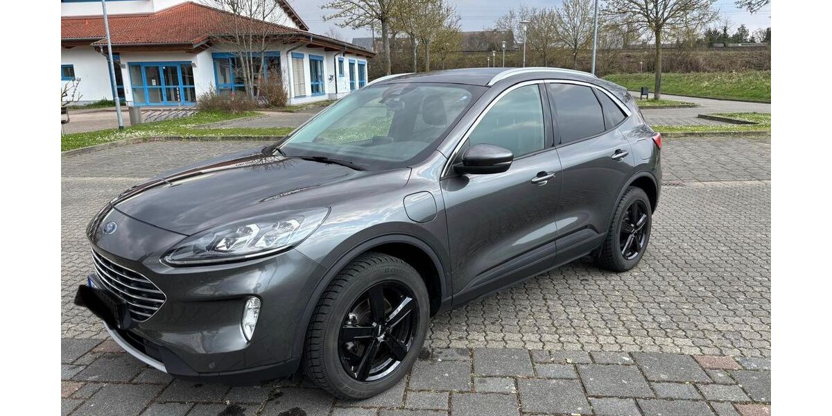 Ford Kuga 68.700 km 19.600 &euro; Kaarst 41564