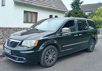 Lancia Voyager 181.469 km 6.750 &euro; köln 51107