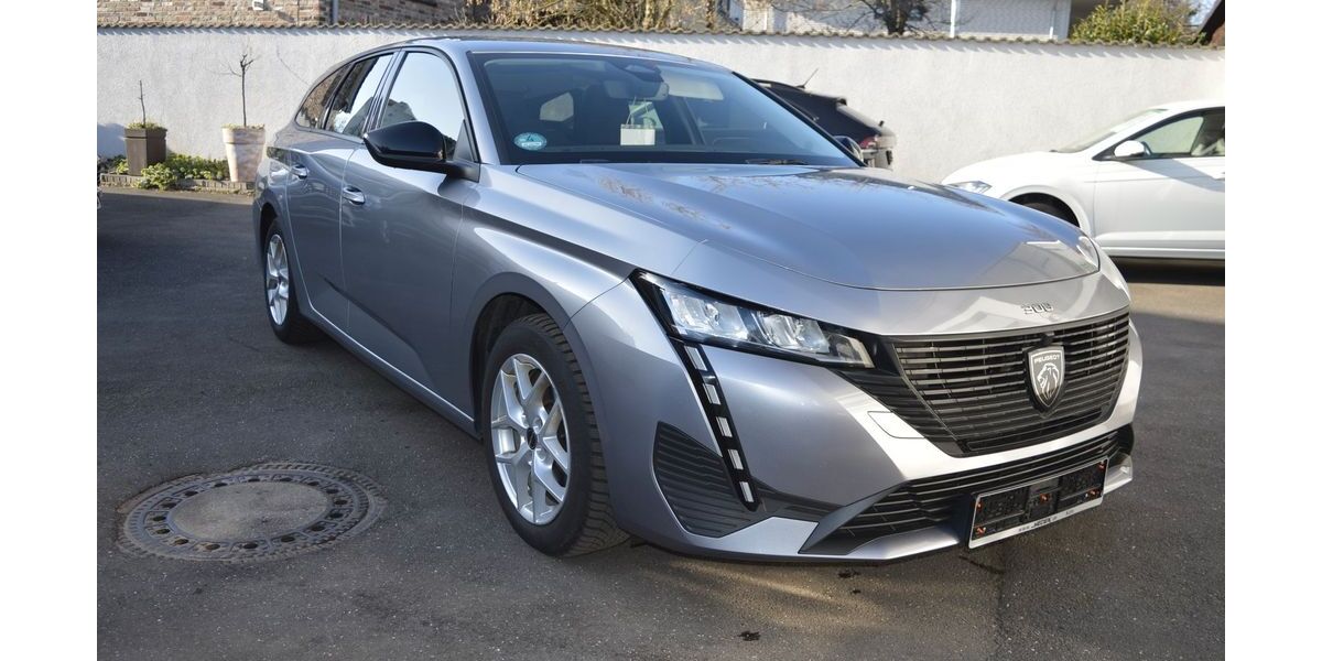 Peugeot 308 173.000 km 12.990 &euro; Köln Ostheim 51107