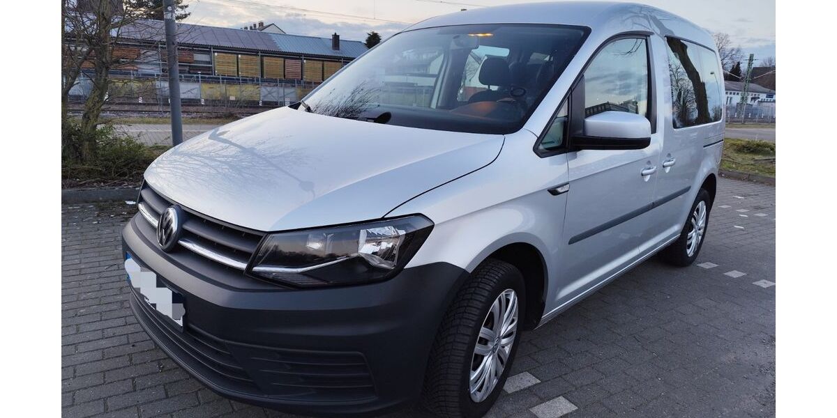 VW Caddy 109.300 km 12.200 &euro; Ratingen 40882