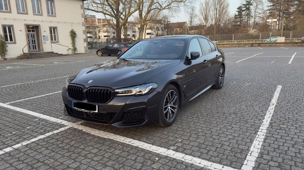 BMW 540 85.000 km 43.800 &euro; Düsseldorf 40474
