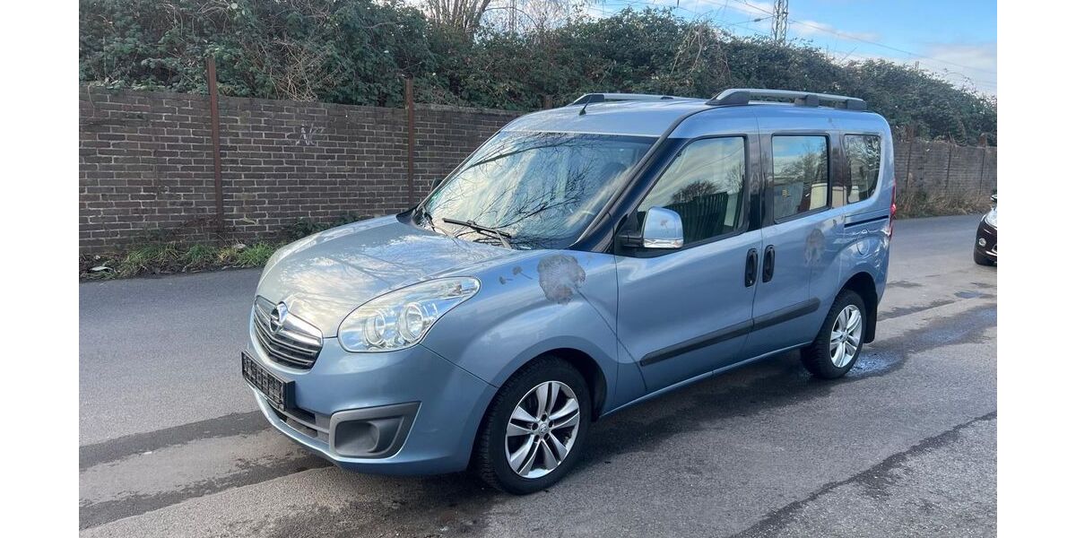 Opel Combo 179.000 km 4.900 &euro; Köln 50739
