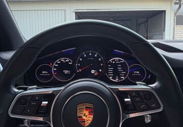 Porsche Cayenne 38.000 km 70.999 &euro; Köln 51149