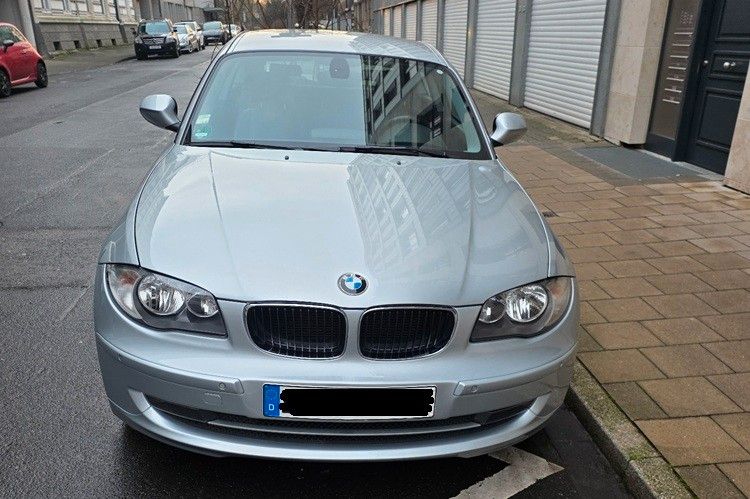 BMW 120 191.000 km 5.900 &euro; Düsseldorf 40479