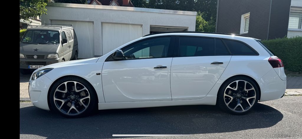 Opel Insignia 76.250 km 18.990 &euro; Mettmann 40822