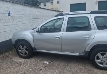 Dacia Duster 172.000 km 5.900 &euro; Köln 50737
