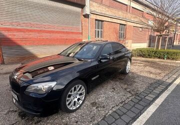 BMW 730 300.000 km 13.900 &euro; Düsseldorf 40549
