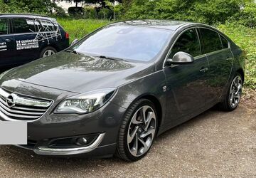 Opel Insignia 122.500 km 10.900 &euro; leverkusen 51373