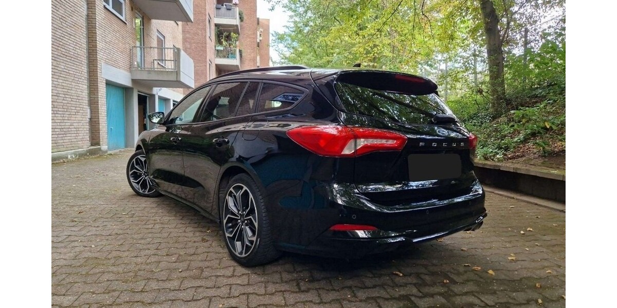 Ford Focus 65.987 km 18.000 &euro; Köln 50667