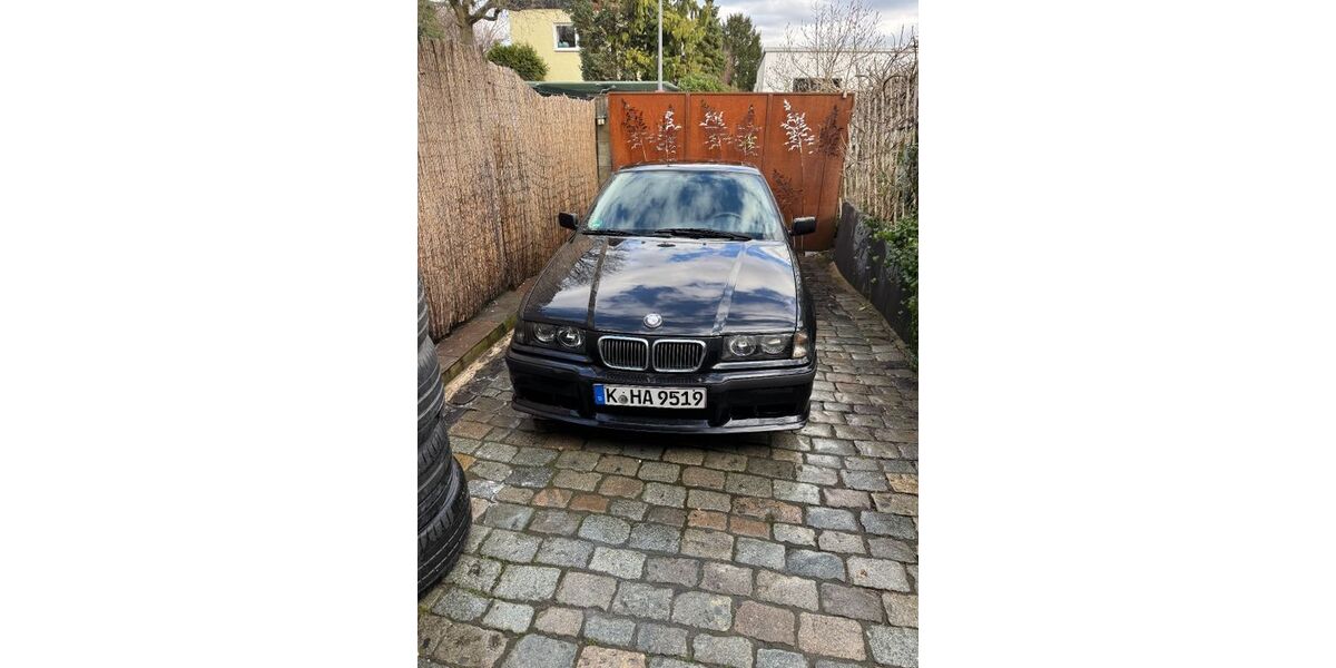 BMW 318 195.000 km 4.000 &euro; Köln 50999