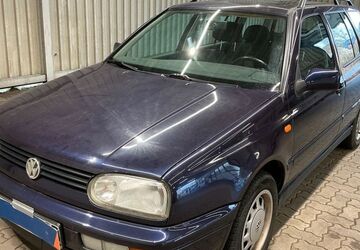 VW Golf 94.000 km 4.500 &euro; Bergheim-Niederaussem 50129