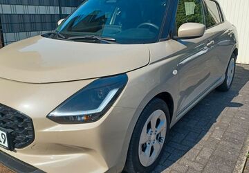 Suzuki Swift 4.000 km 15.000 &euro; Dormagen 41541