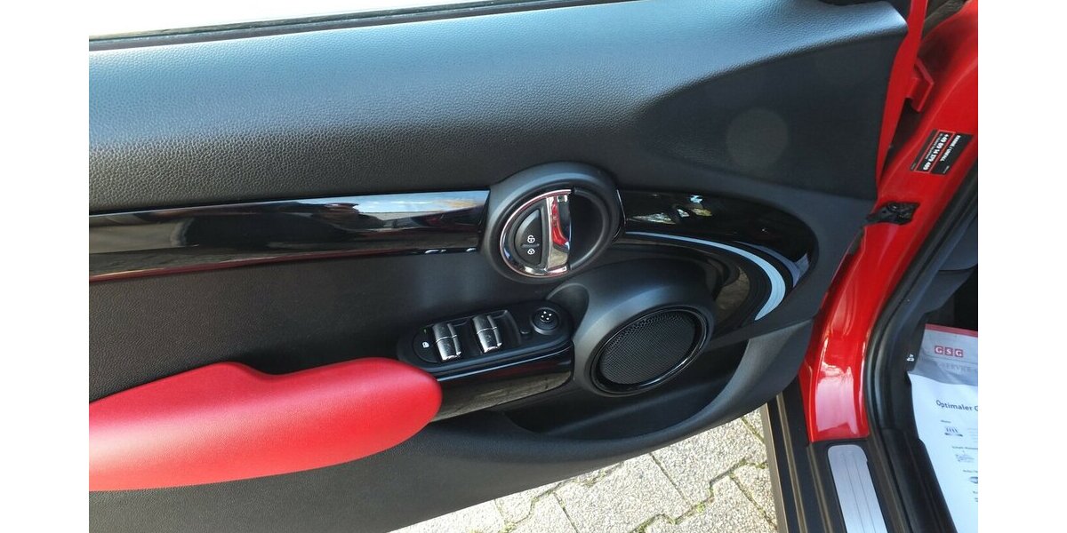 Mini ONE NAVI KLIMAAUT BLUETOOTH PDC 5-TÜRIG 108.788 km 9.904 &euro; Köln 50858