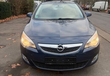 Opel Astra 143.850 km 4.150 &euro; Köln 51107