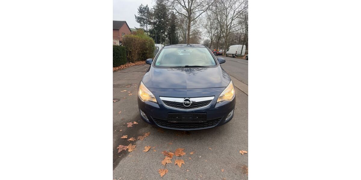 Opel Astra 143.850 km 4.150 &euro; Köln 51107