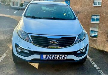 Kia Sportage 109.000 km 8.300 &euro; Köln 50737