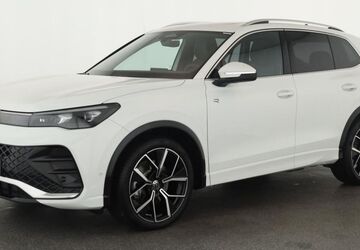 VW Tiguan 17.200 km 41.385 &euro; Düsseldorf 40233
