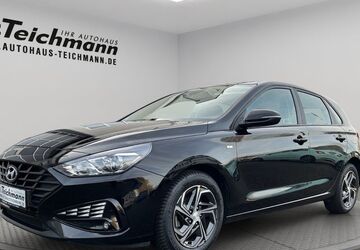 Hyundai i30 81.608 km 15.900 &euro; Dormagen 41540