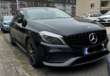 Mercedes-Benz A 200 201.000 km 11.900 &euro; Düsseldorf 40468