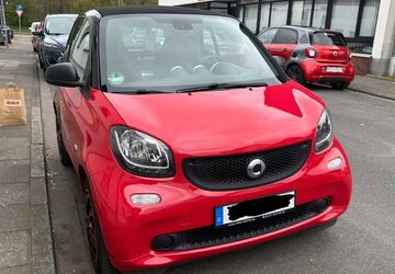 Smart ForTwo 46.753 km 7.549 &euro; Köln 50739