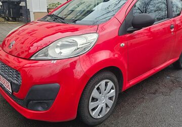 Peugeot 107 98.000 km 2.200 &euro; Köln 50739