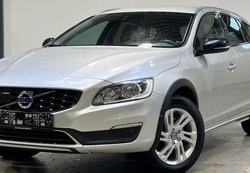Volvo V60 203.712 km 10.499 &euro; Düsseldorf 40599