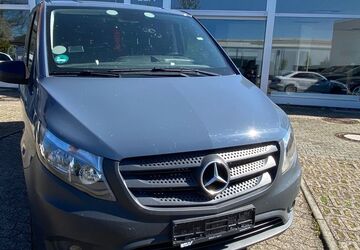 Mercedes-Benz Vito 65.461 km 8.900 &euro; Hilden 40721