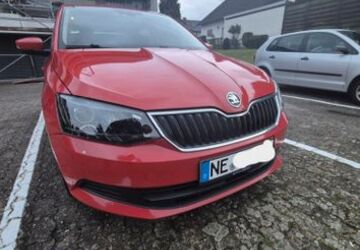 Skoda Fabia 93.300 km 6.900 &euro; Dormagen 41542