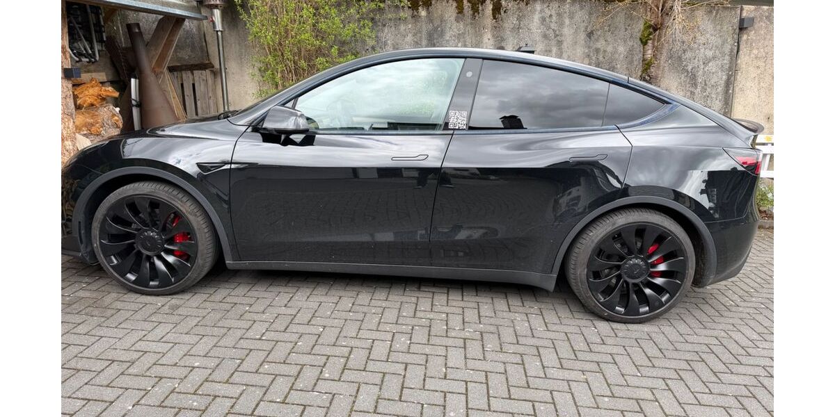 Tesla Model Y 41.000 km 39.000 &euro; Remscheid 42899