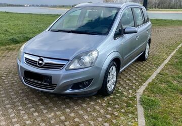 Opel Zafira 108.000 km 4.490 &euro; Köln 50769